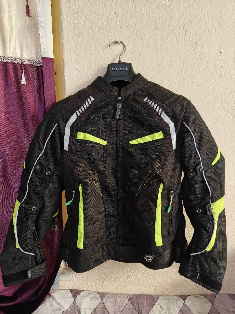 SOLACE Asmi Ladies Jacket V3.0 (Black & Neon)