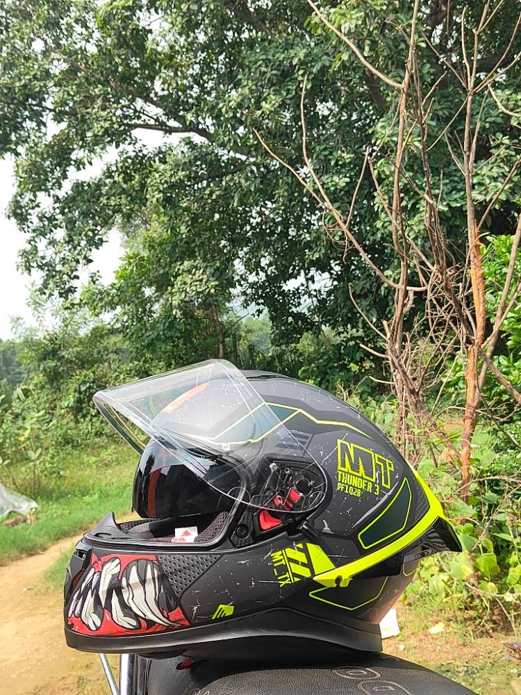 MT Thunder 3 Helmet